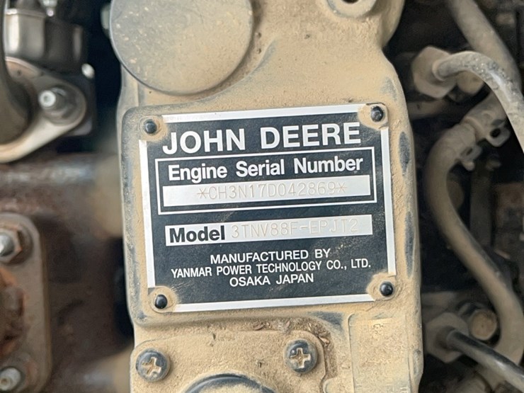 john-deere-3025e-image-11