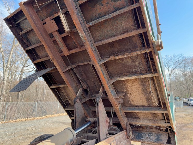 1992-international-4900-image-14