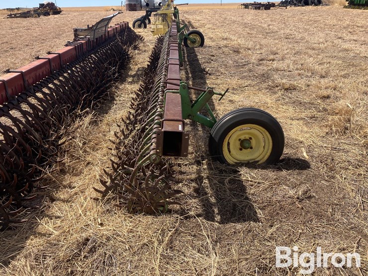 john-deere-400-image-4