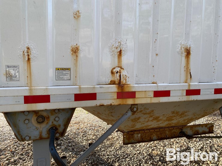 2012-jet-42-image-16