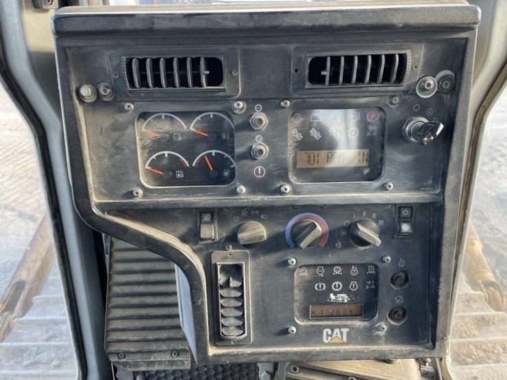 caterpillar-d8r-image-37