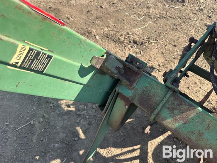 john-deere-7000-image-17