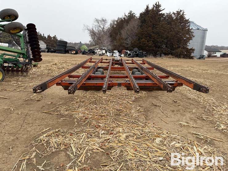 farmhand-8-bale-image-6