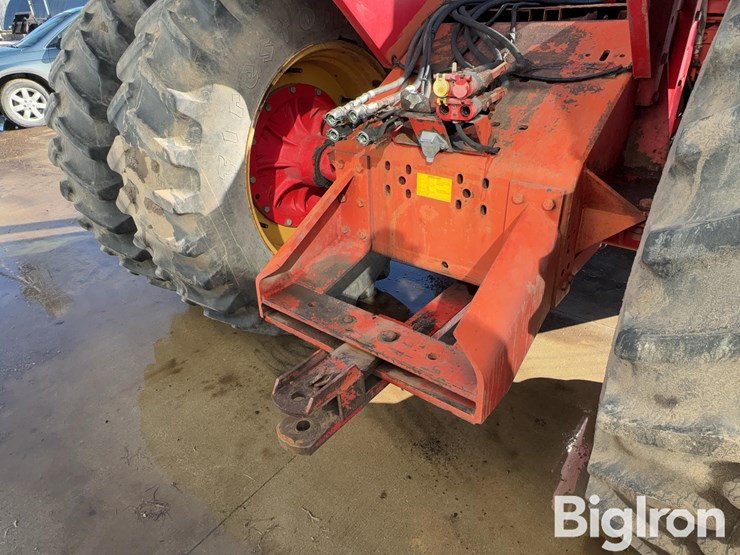 1982-versatile-835-image-19