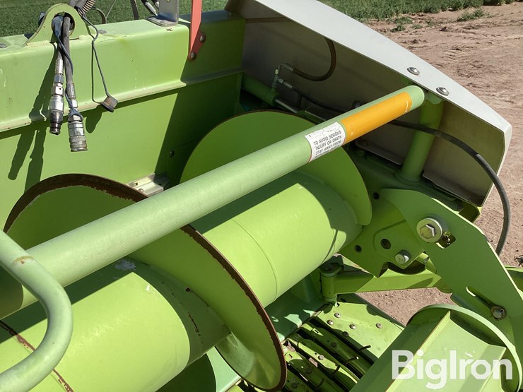 2015-claas-380-image-12