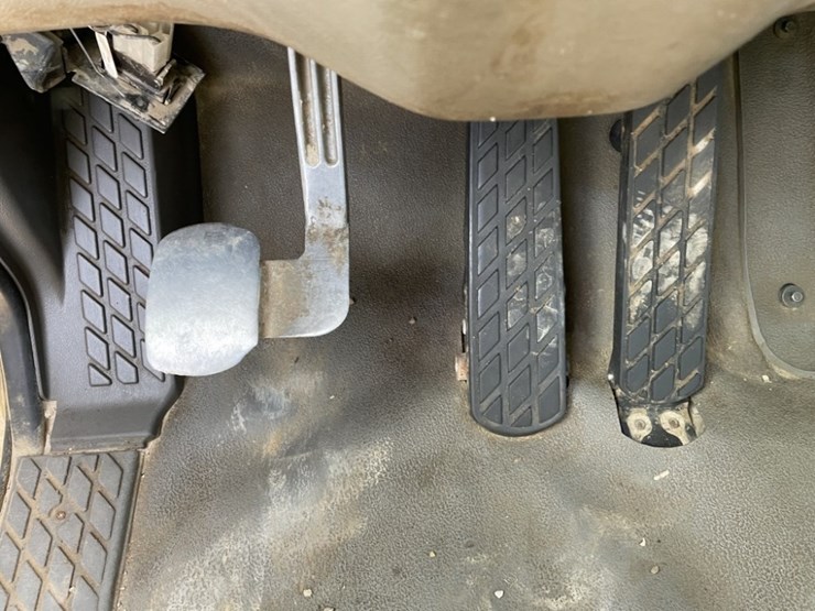 2001-sterling-l8500-image-33