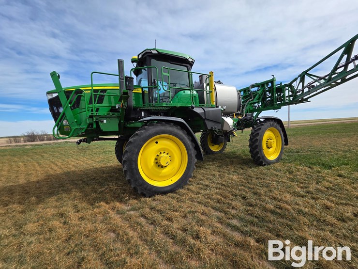 2022-john-deere-410r-image-9