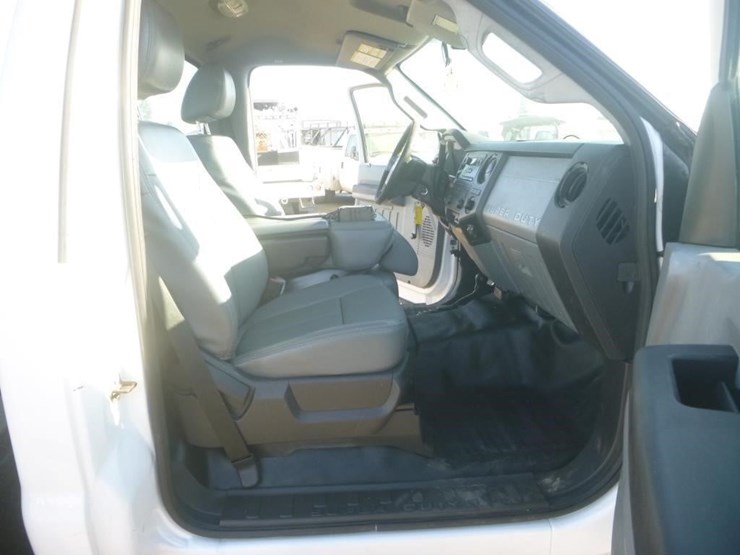 2013-ford-f450-image-13