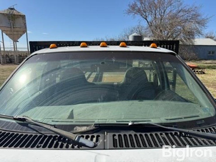 2001-ford-f450-image-17