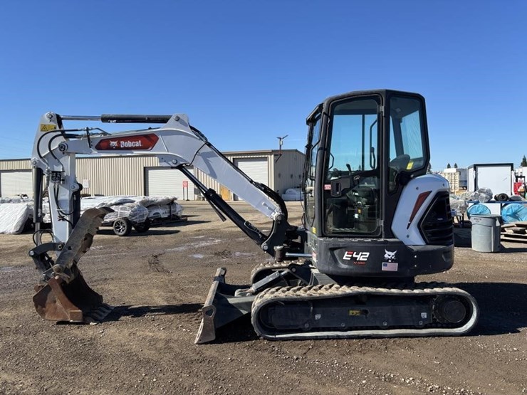 2022-bobcat-e42-image-5