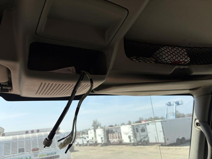 2009-international-workstar-7400-image-17