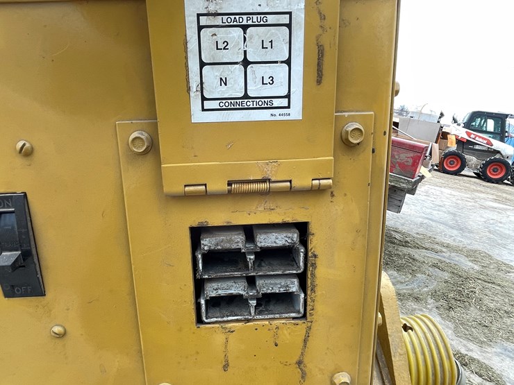 #2398-•-kato-light-pto-power-system-image-10