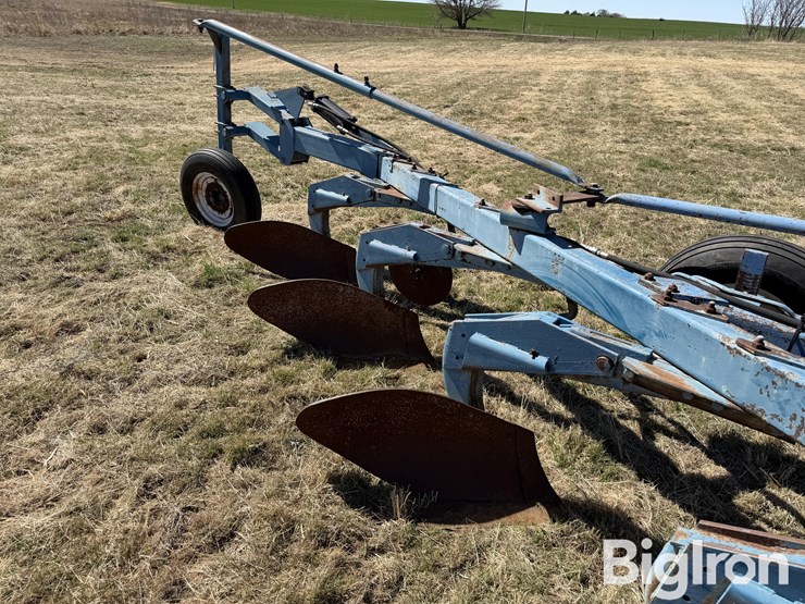 6-bottom-plow-image-14