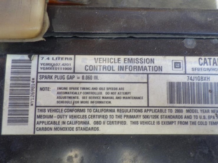 2000-gmc-safari-image-12