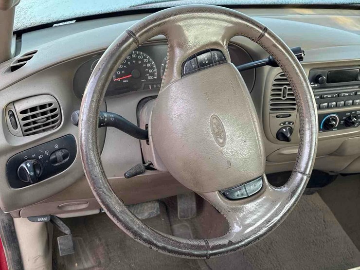 2001-ford-f150-image-25