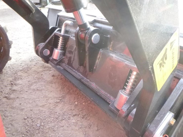 2026-sdlool-sl380-skid-steer-track-loader-image-9