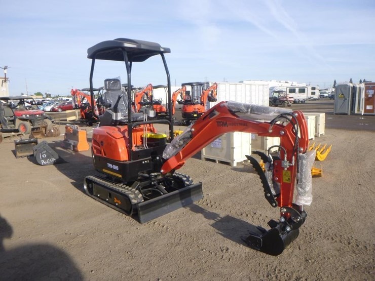 2026-tpm-18hs-hydraulic-excavator-image-2