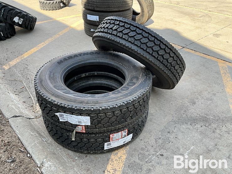 recapped-295/75r22.5-tires-image-5