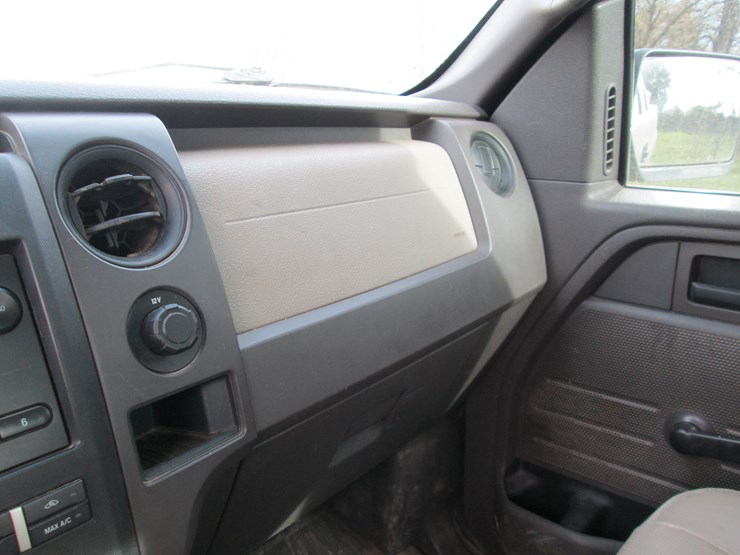 2010-ford-f150-image-29