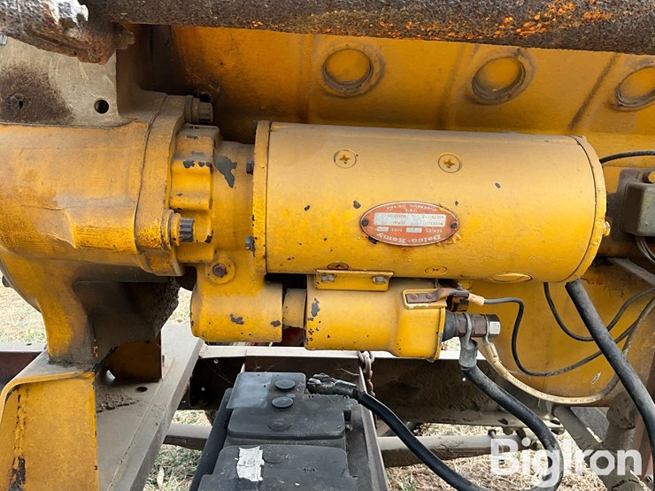 caterpillar-3208-image-15