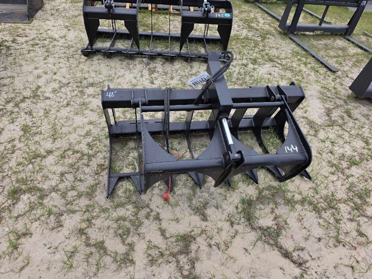 --48"-skid-steer-grapple-image-5
