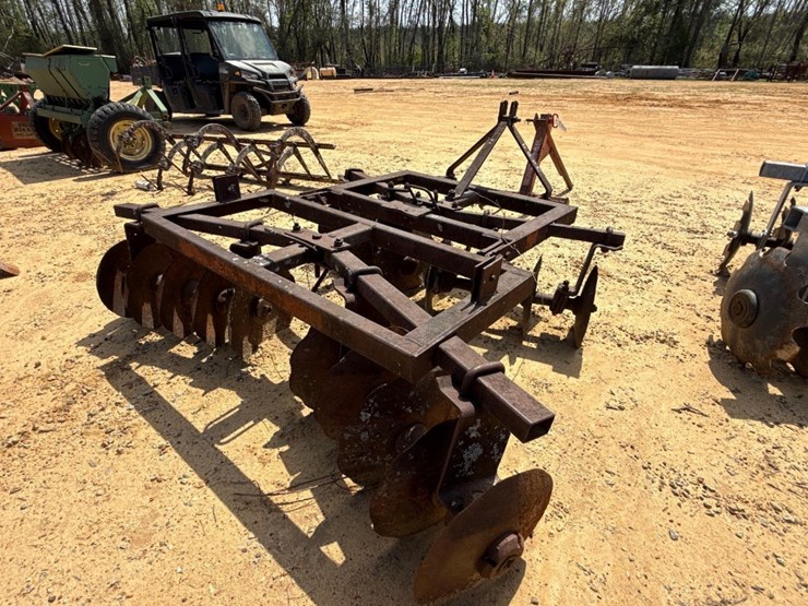 massey-ferguson-5-image-4