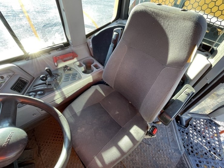 2019-volvo-a45g-image-22