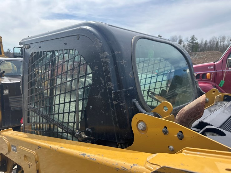 2019-caterpillar-259d3-image-10