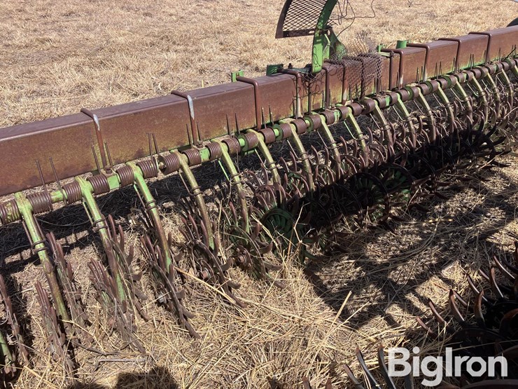 john-deere-400-image-13