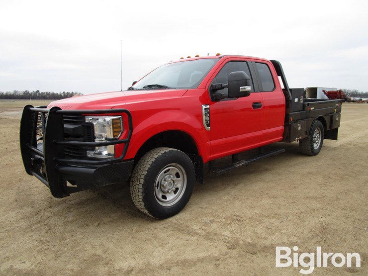 2019-ford-f350-xl-image-1