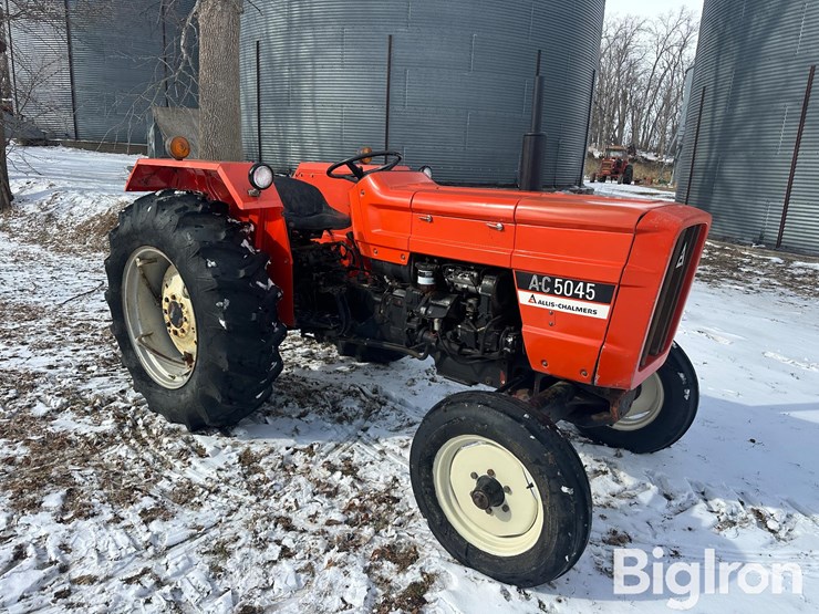 1983-allis-chalmers-5045-image-3