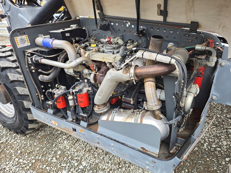 skyjack-sj1056ths-image-62