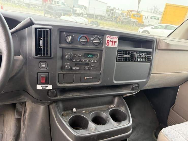 2007-chevrolet-express-1500-image-16