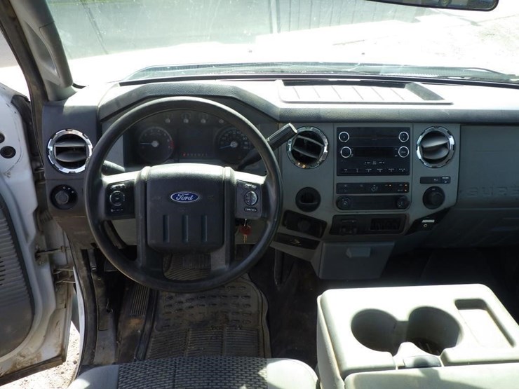 2015-ford-f350-image-7