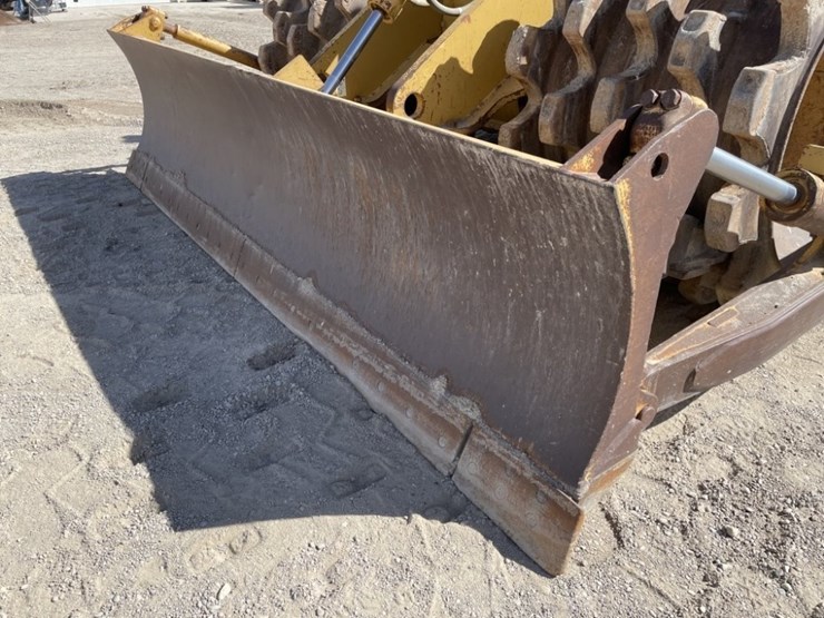 2006-caterpillar-815f-image-17