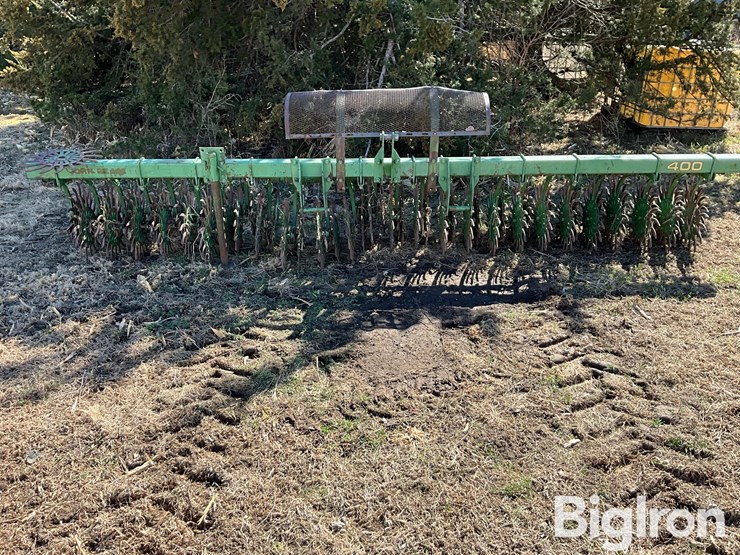 john-deere-400-image-2