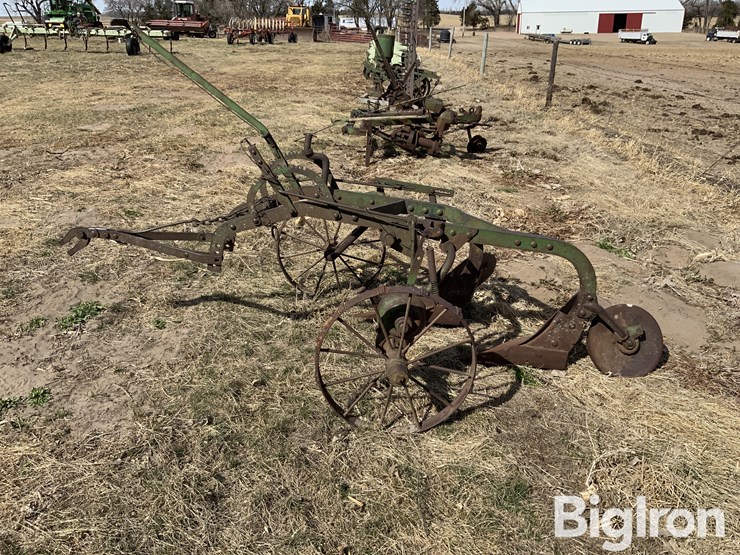 2-john-deere-2-image-8