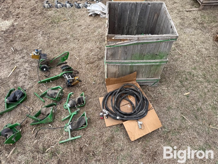john-deere-hydraulic-drives,-air-bags,-&-wedge-box-image-15