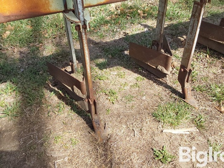 caterpillar-15-image-14