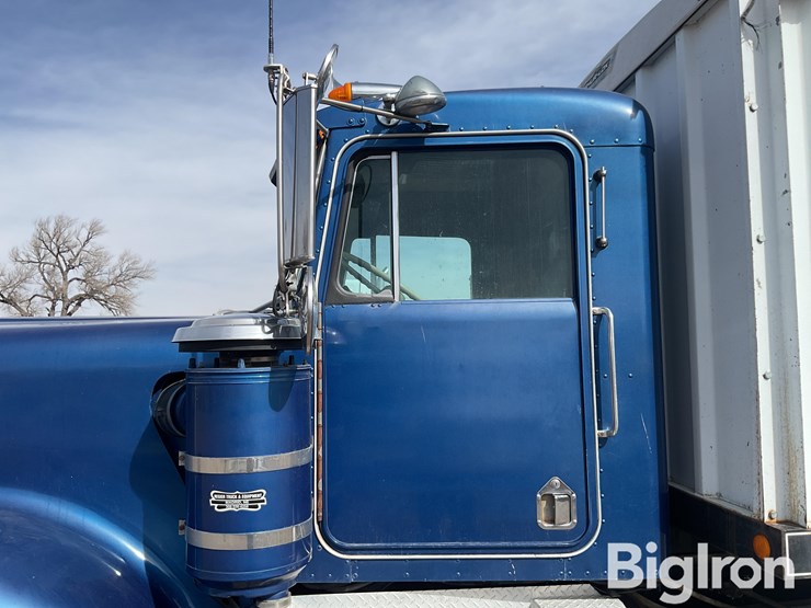 1982-kenworth-w900-image-13