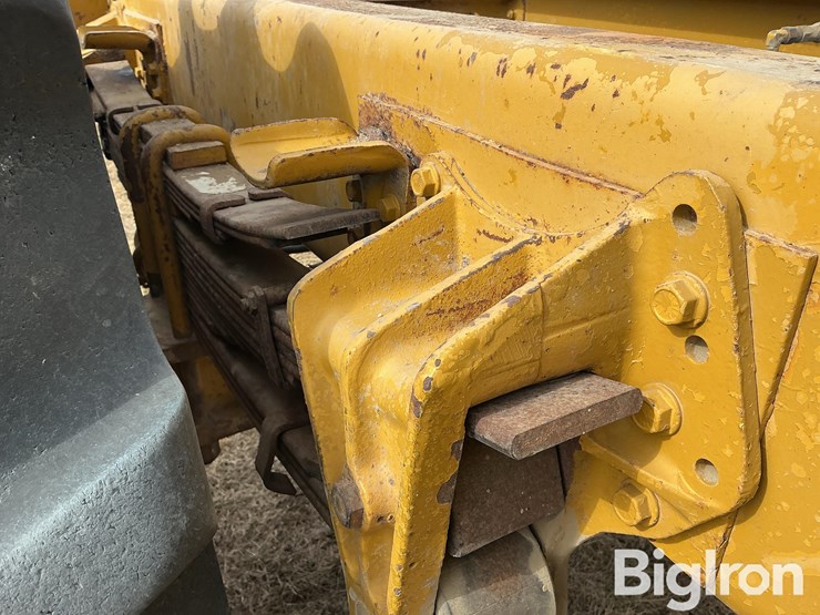 ag-chem-terra-gator-1664t-image-16