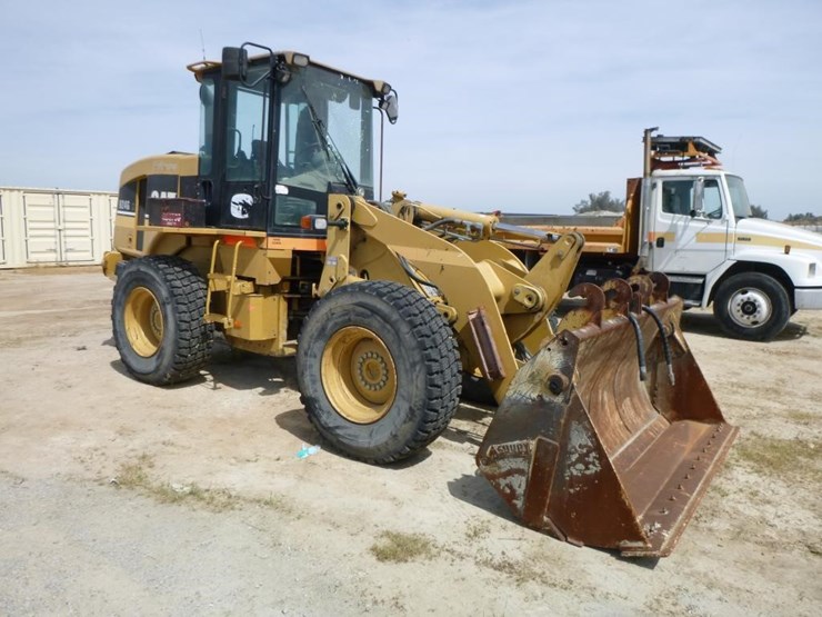 2004-caterpillar-924gz-image-3