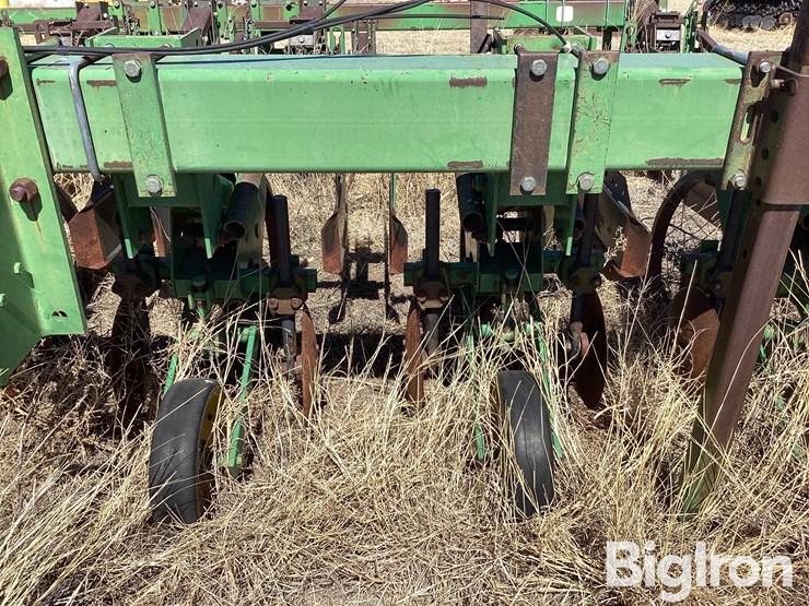 john-deere-885-image-18