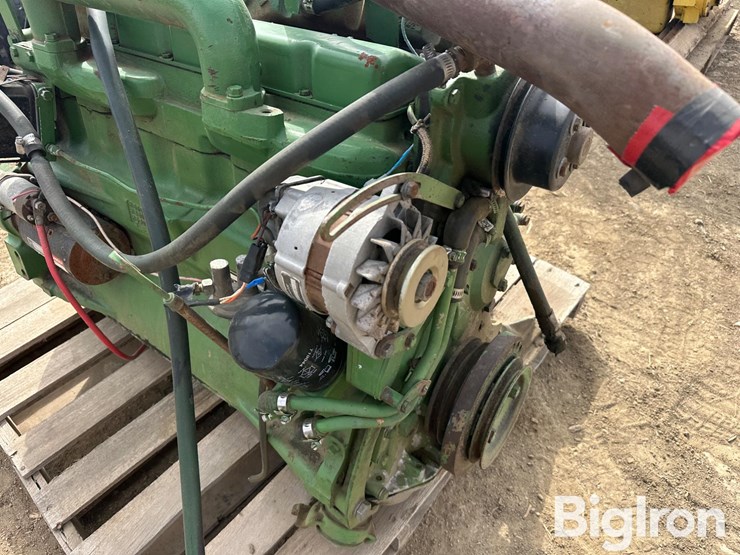 john-deere-329-image-12