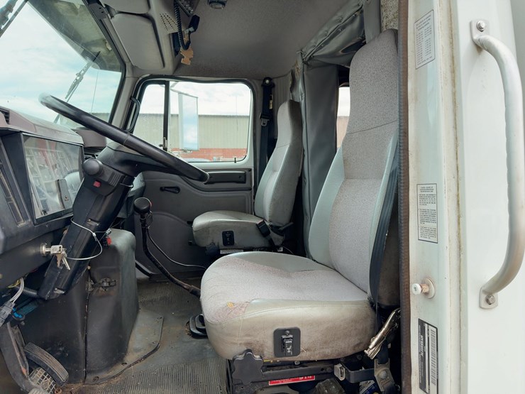 1996-international-4900-image-19