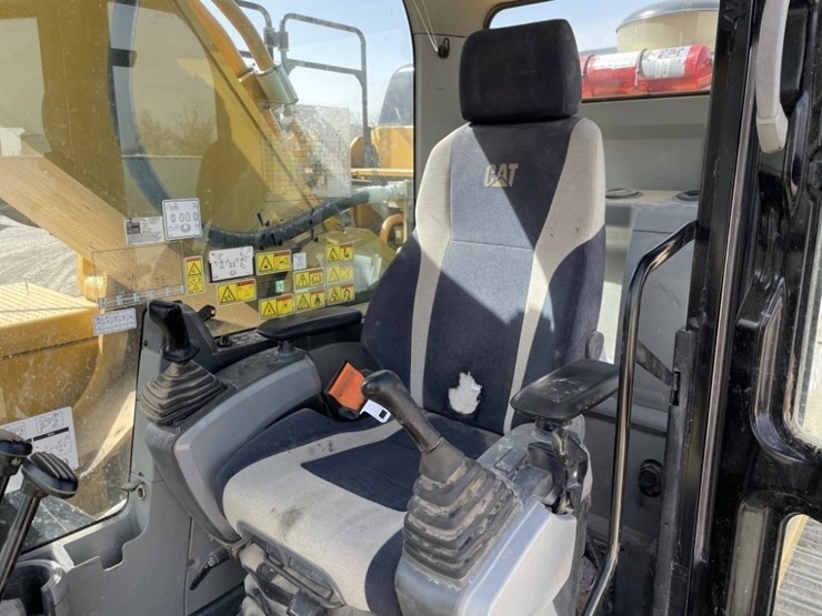 caterpillar-349fl-image-44