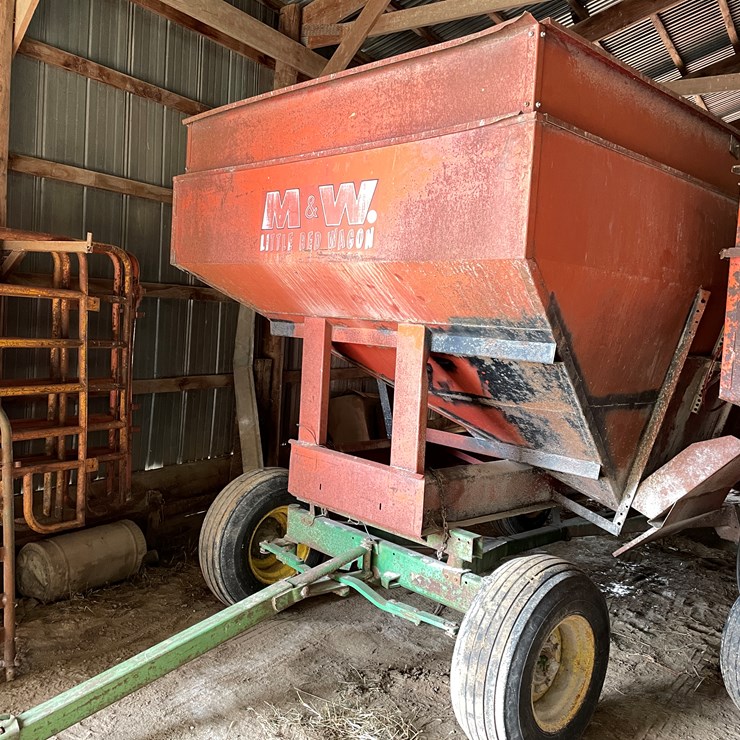 M&W LITTLE RED WAGON