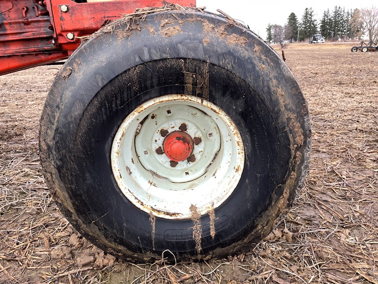 #105-•-case-1030-comfort-king-diesel-tractor-with-duals-image-44