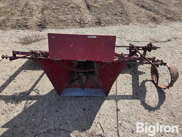 end-gate-seeder-image-2