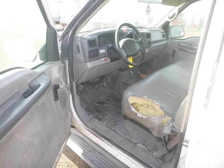 2001-ford-f350-image-9